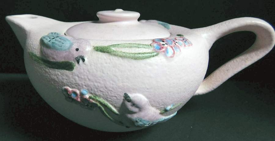 Serenade Pink (Matte Gloss) Teapot & Lid by Hull-1