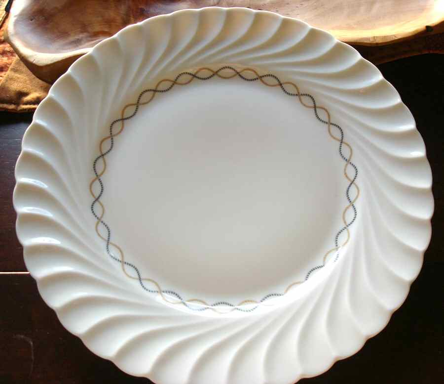 H4135 Dinner Plate by Haviland-1