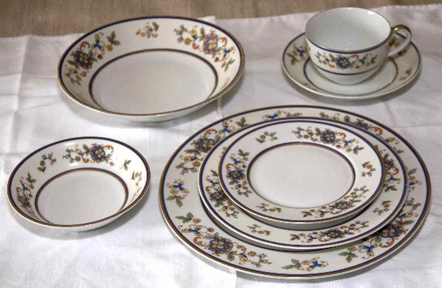 HEJ128 Dinner Plate by Hertel Jacob-1