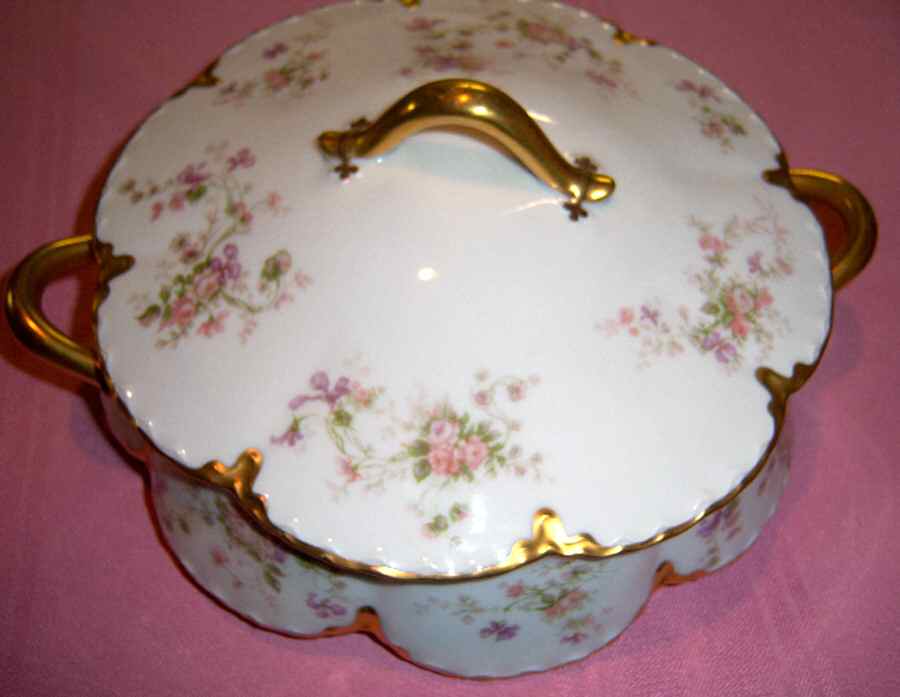 H4142 Round Covered Vegetable by Haviland-1