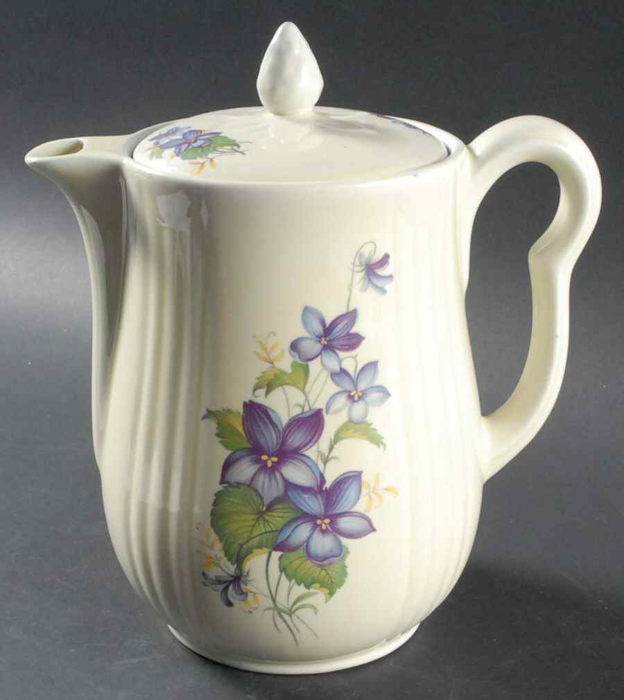 HLL40 8 Cup Rayed Coffee Pot & Lid by Hall-1