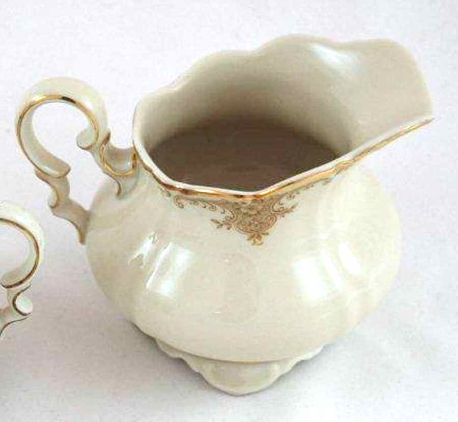 22034-02795 Creamer by Hutschenreuther-1