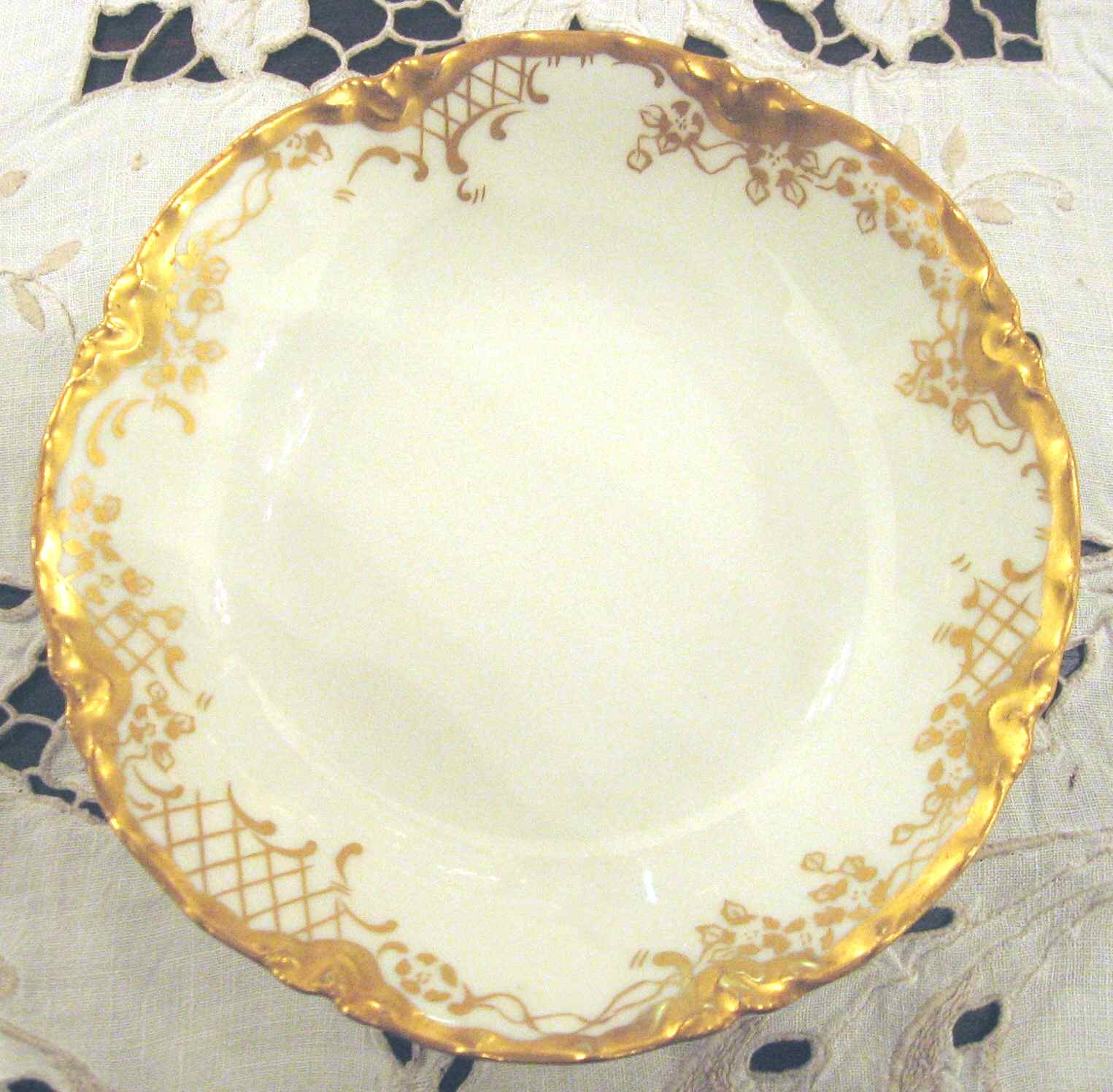 H4153 Coupe Salad Plate by Haviland-1