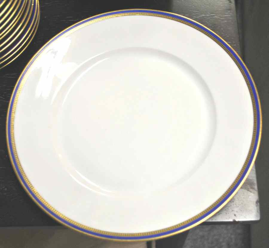 HUT2037 Dinner Plate by Hutschenreuther-1