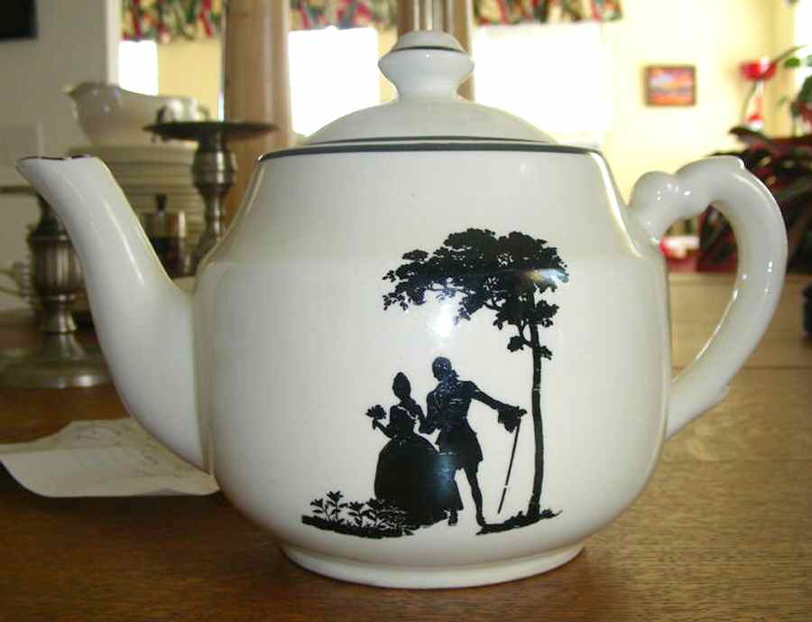 6551 Teapot & Lid by Harker-1