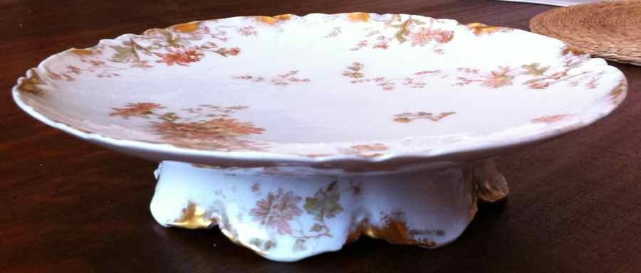 Schleiger 86-9 Footed Cake Plate by Haviland-1