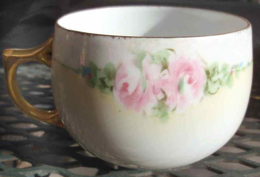 HUT2054 Flat Cup by Hutschenreuther-1