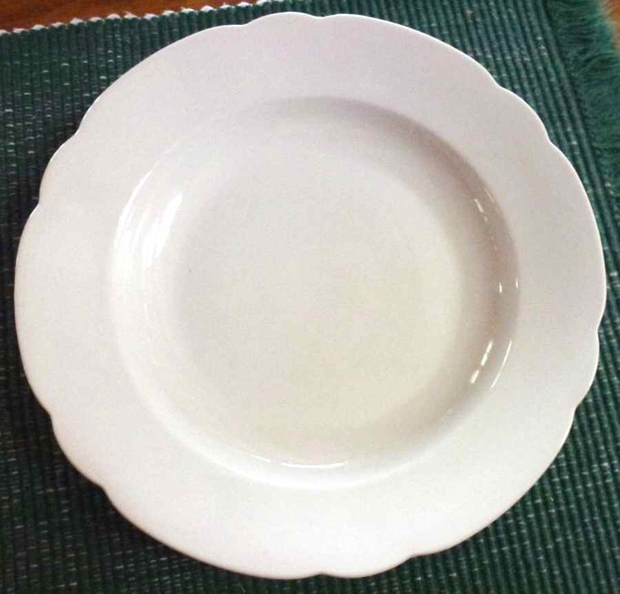 HUT2057 Large Rim Soup Bowl by Hutschenreuther-1