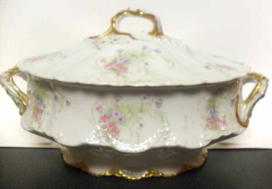 H4184 Tureen &  Lid by Haviland-1