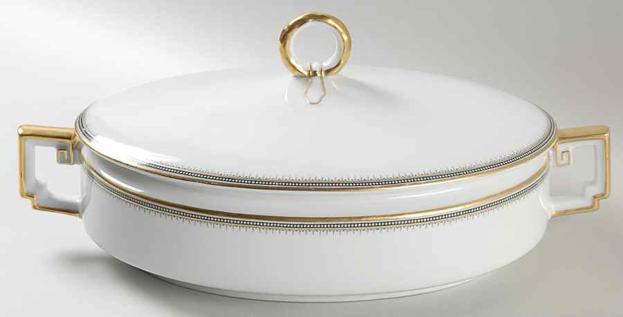 HC1214 Oval Covered Vegetable by Heinrich - H&C-1
