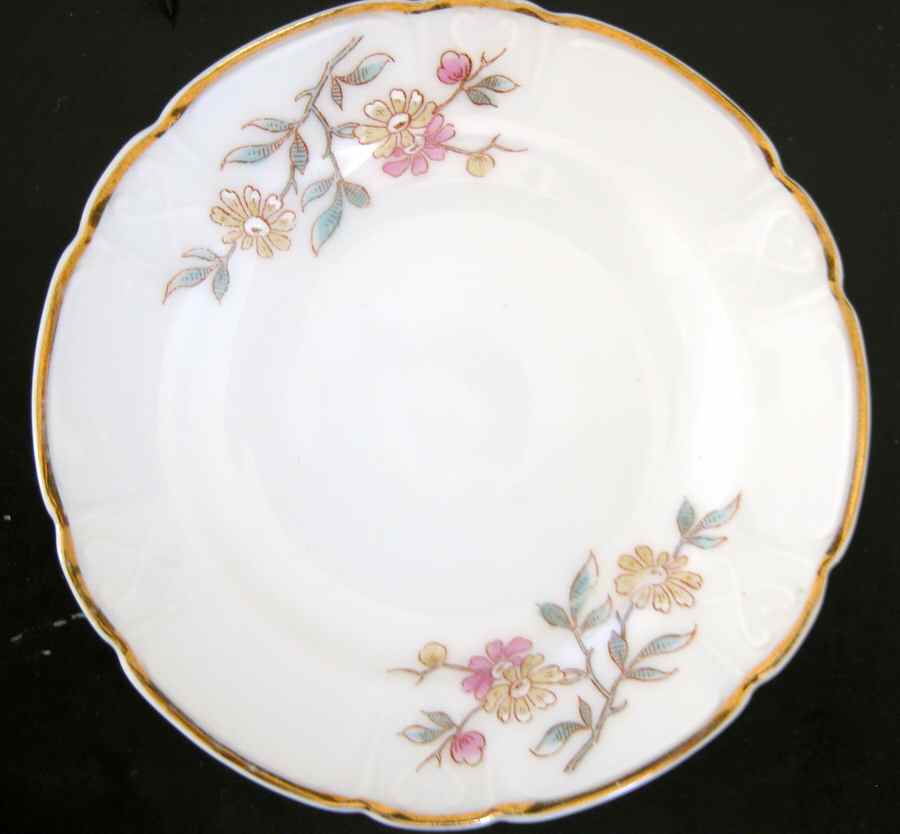 HUT2065 Saucer by Hutschenreuther-1