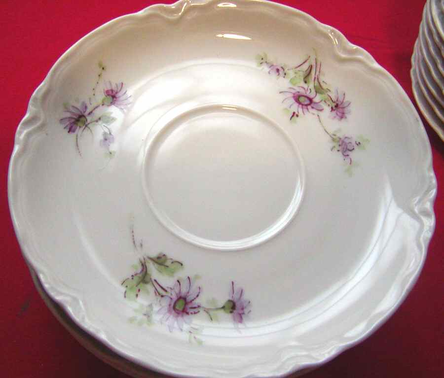 HUT2067 Saucer by Hutschenreuther-1