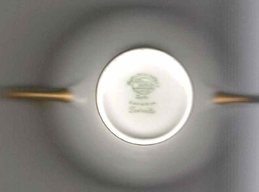 HUT2071 Footed Cream Soup Bowl by Hutschenreuther-1