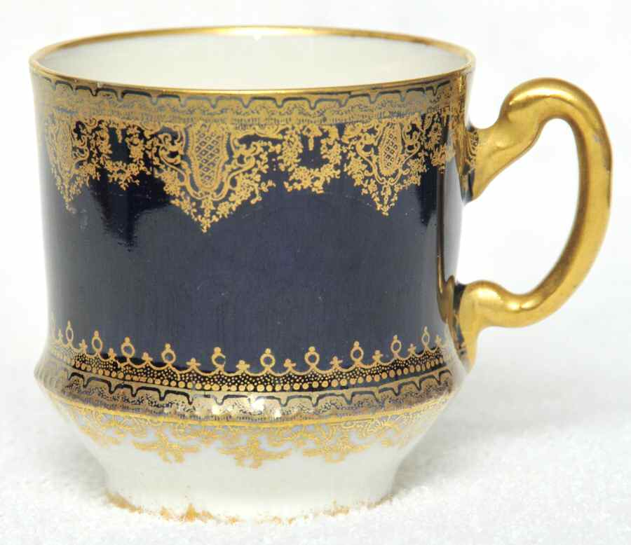 H4213 Footed Cup by Haviland-1