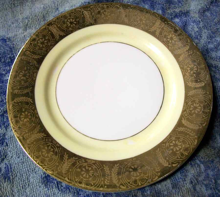 HUT2080 Dinner Plate by Hutschenreuther-1