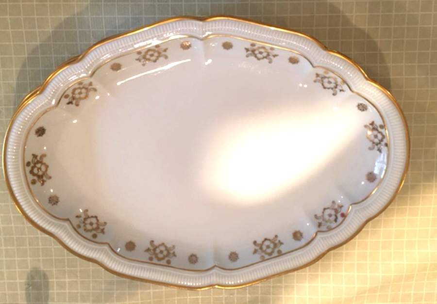 HUT2083 13" Oval Serving Platter by Hutschenreuther-1