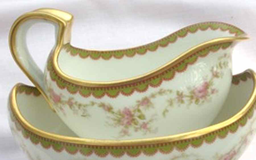 H4220 Creamer by Haviland-1