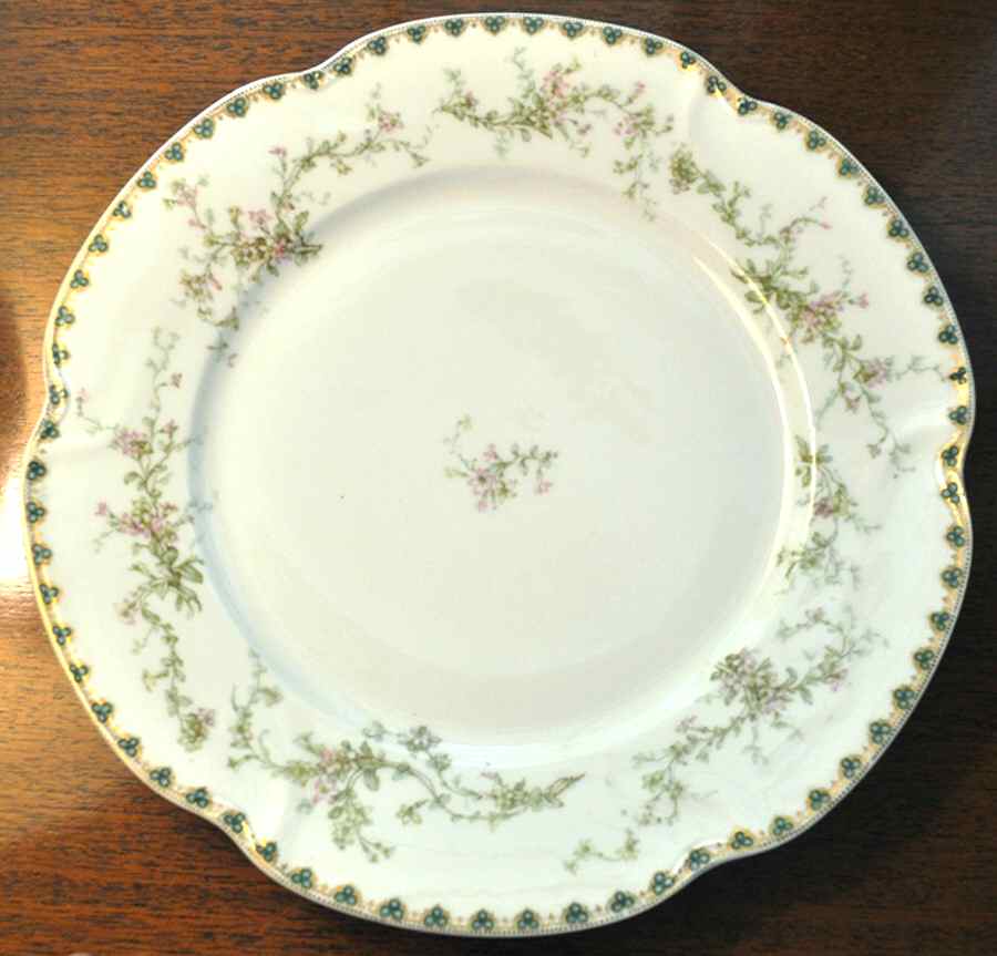 Schleiger 1024-5 Dinner Plate by Haviland-1