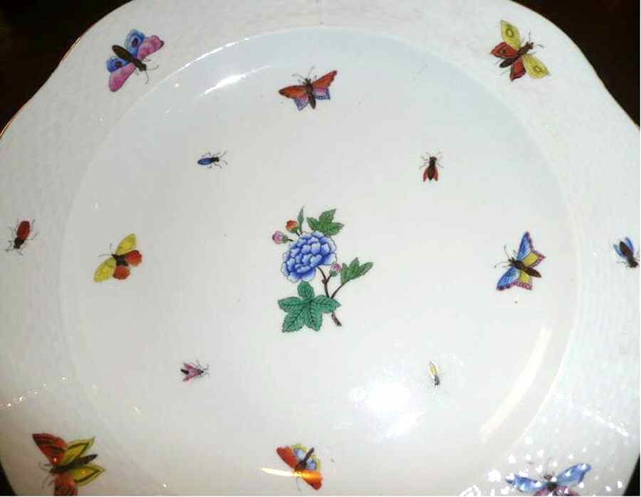 Victoria Dinner Plate by Herend-1