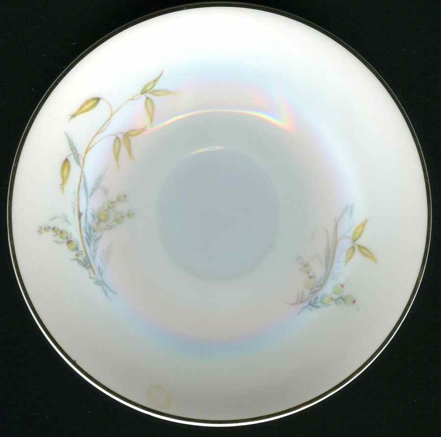 02906 Saucer by Hutschenreuther-1