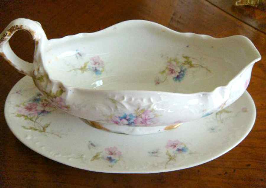 Schleiger 156-11 Gravy Boat & Underplate by Haviland-1