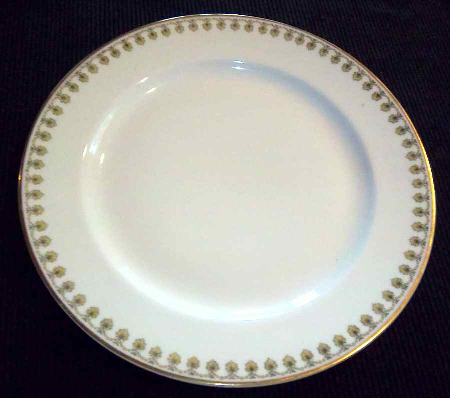 Schleiger 589-1 Dinner Plate by Haviland-1