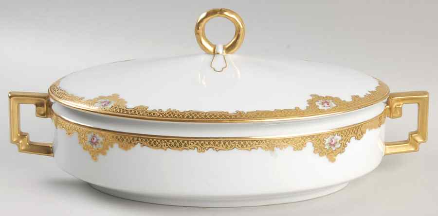 HC1235 Oval Covered Vegetable by Heinrich - H&C-1