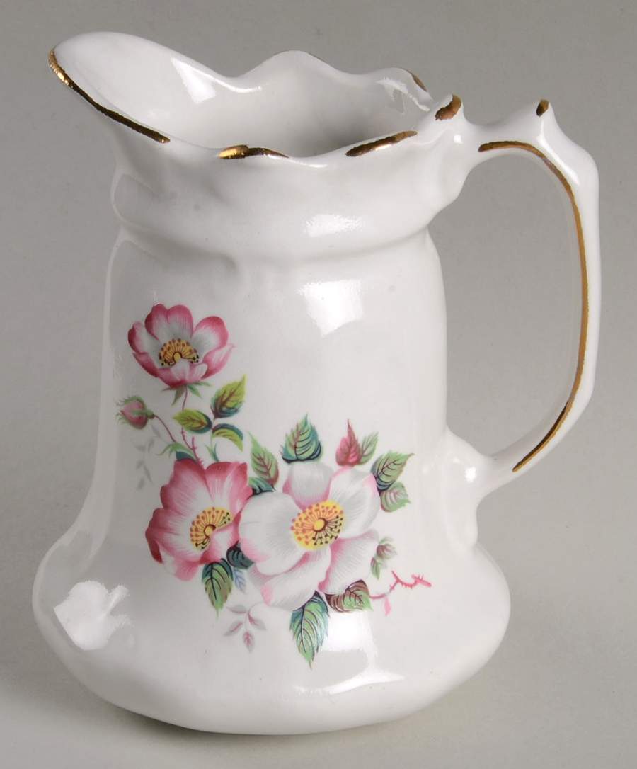 HWE1 Creamer by House of Webster-1