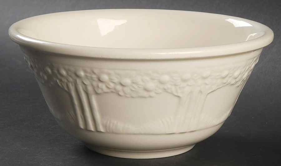 Appletree Ivory 7" Mixing Bowl by Homer Laughlin -1