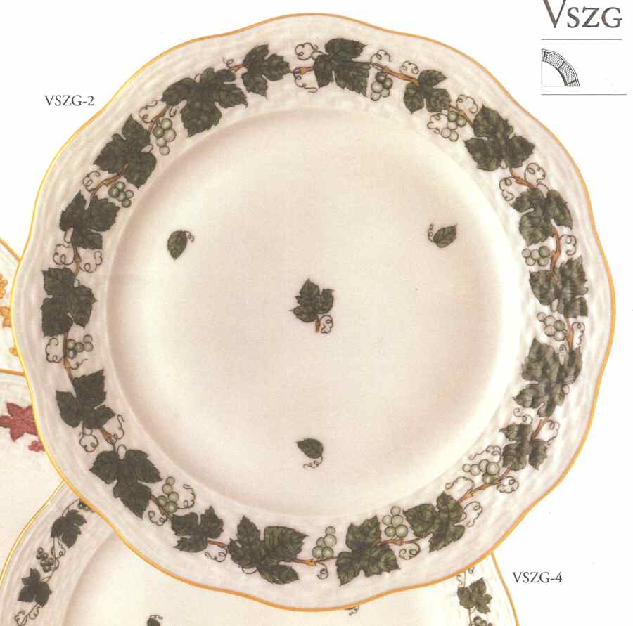 VSZG-2 Dinner Plate by Herend-1