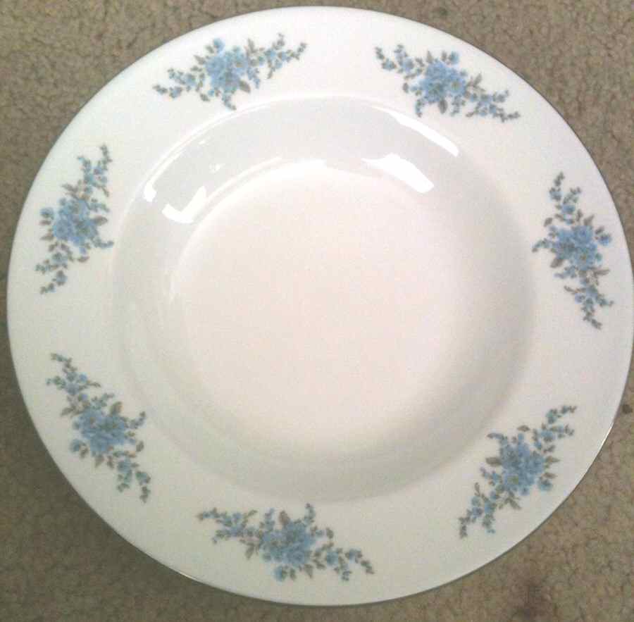 HEP72 Dinner Plate by Graf Von Henneberg-1