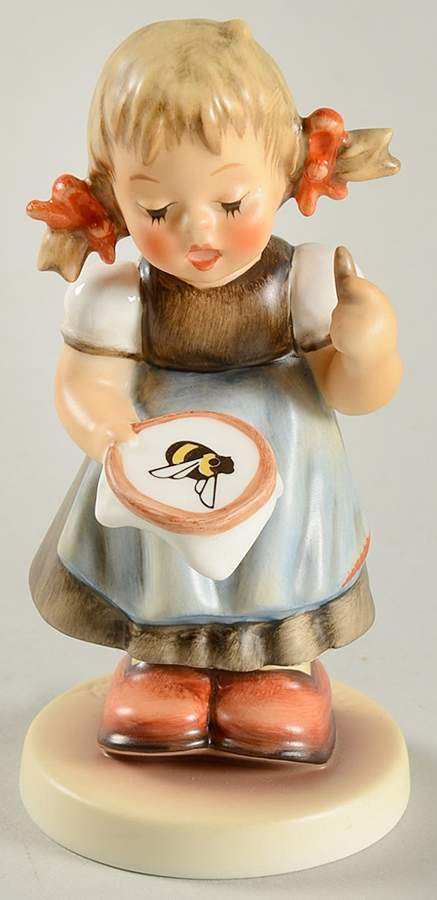 Bee Hopeful Tm8-Bee Hopeful - No Box by M.I. Hummel-1