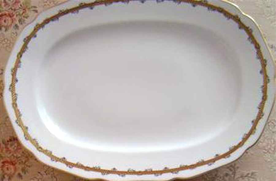 12259 10" Oval Vegetable Bowl by Hutschenreuther-1