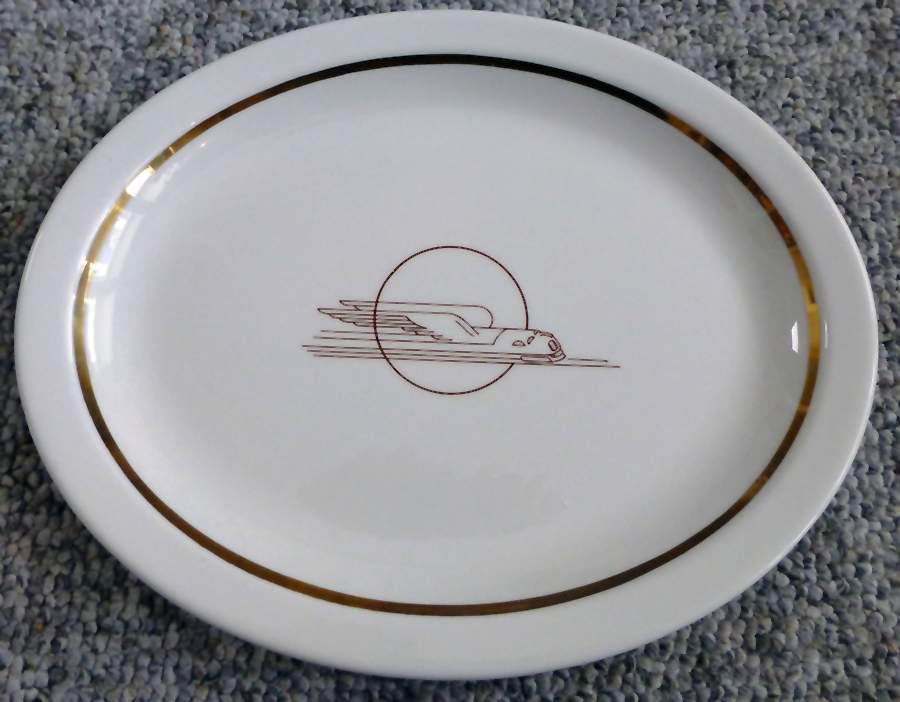 Winged Streamliner (Union Pacific Amtrak) 12" Oval Serving Platter by Homer Laughlin -1