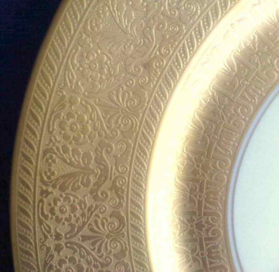 HC1246 Dinner Plate by Heinrich - H&C-1