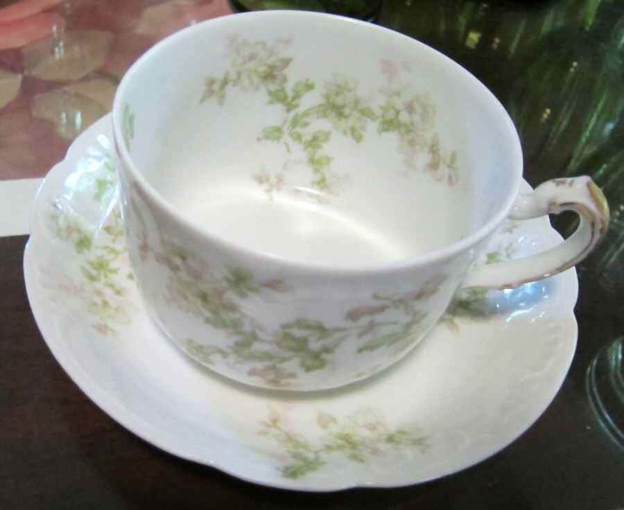 Schleiger 61-6 Flat Cup & Saucer Set by Haviland-1