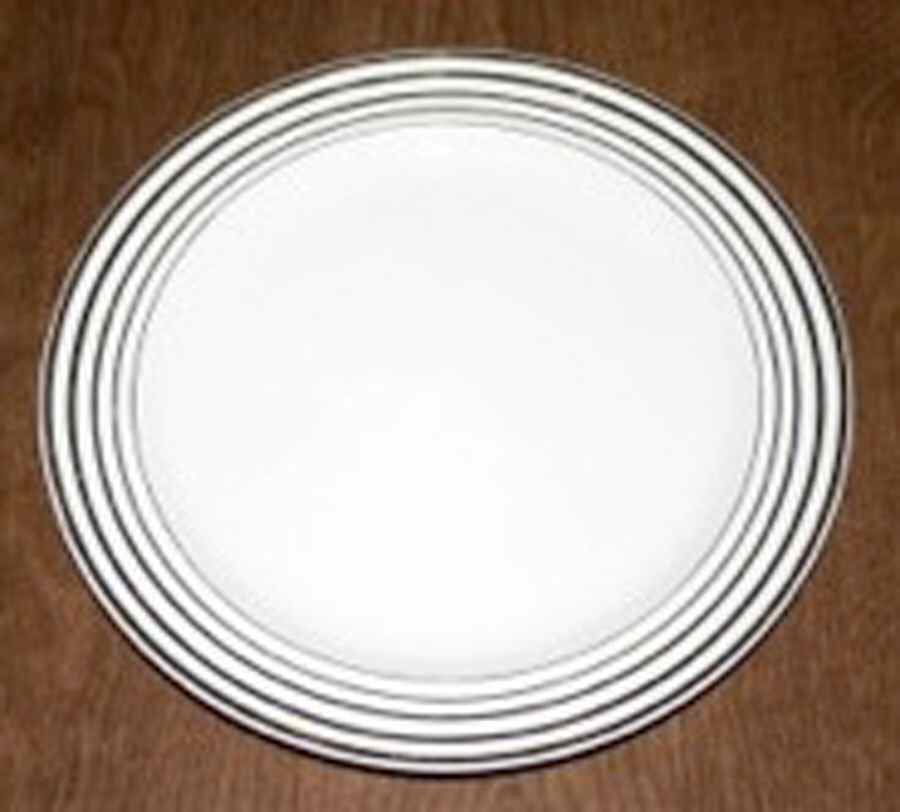 HAR182 Luncheon Plate by Harker-1