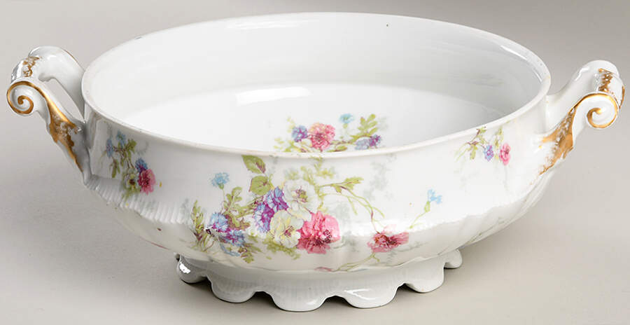 Schleiger 1016-6 Tureen No Lid by Haviland-1
