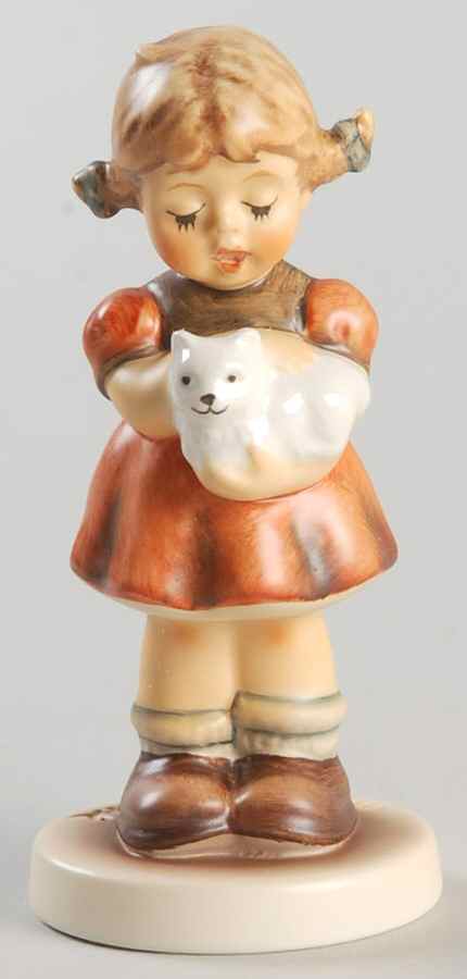 A Girl's Best Friend Tm8-Girls Best Friend - No Box by M.I. Hummel-1