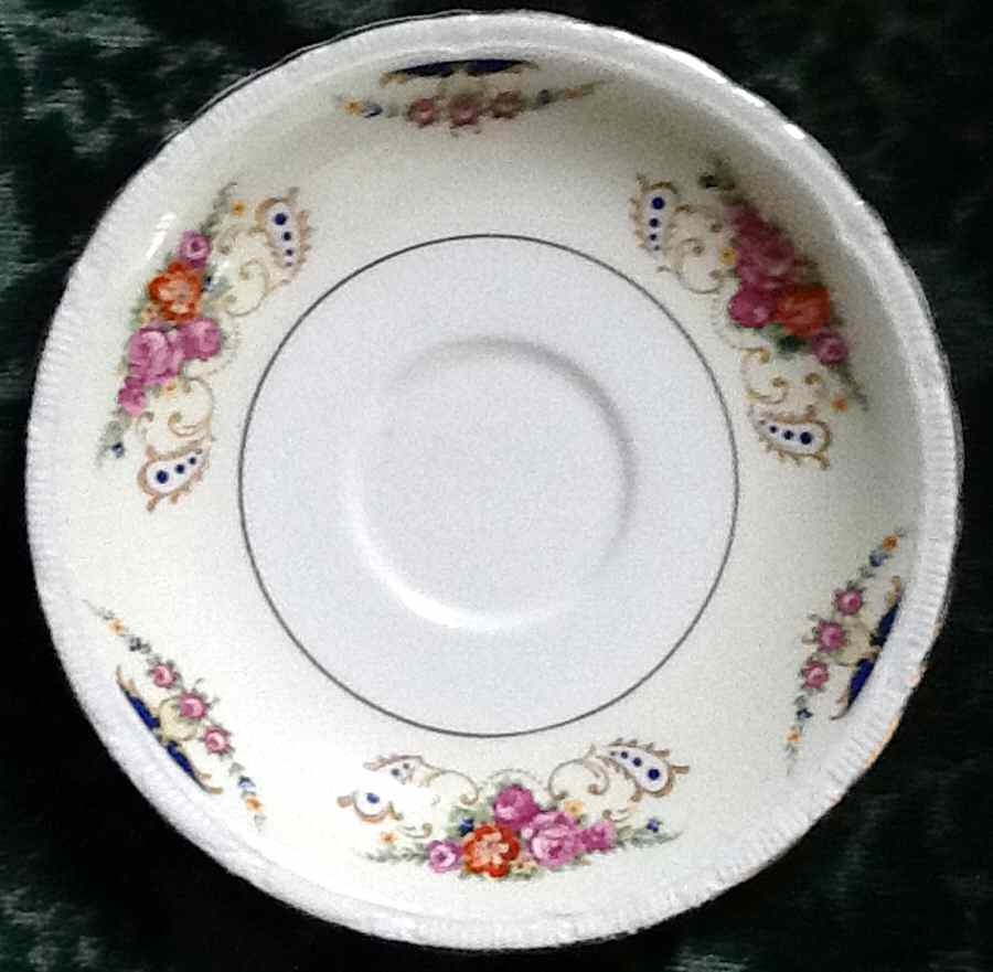 2283 Saucer by Hollinshead & Kirkham-1