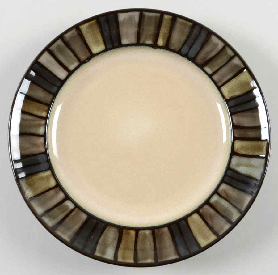 Fullerton Salad Plate by Home Trends-1