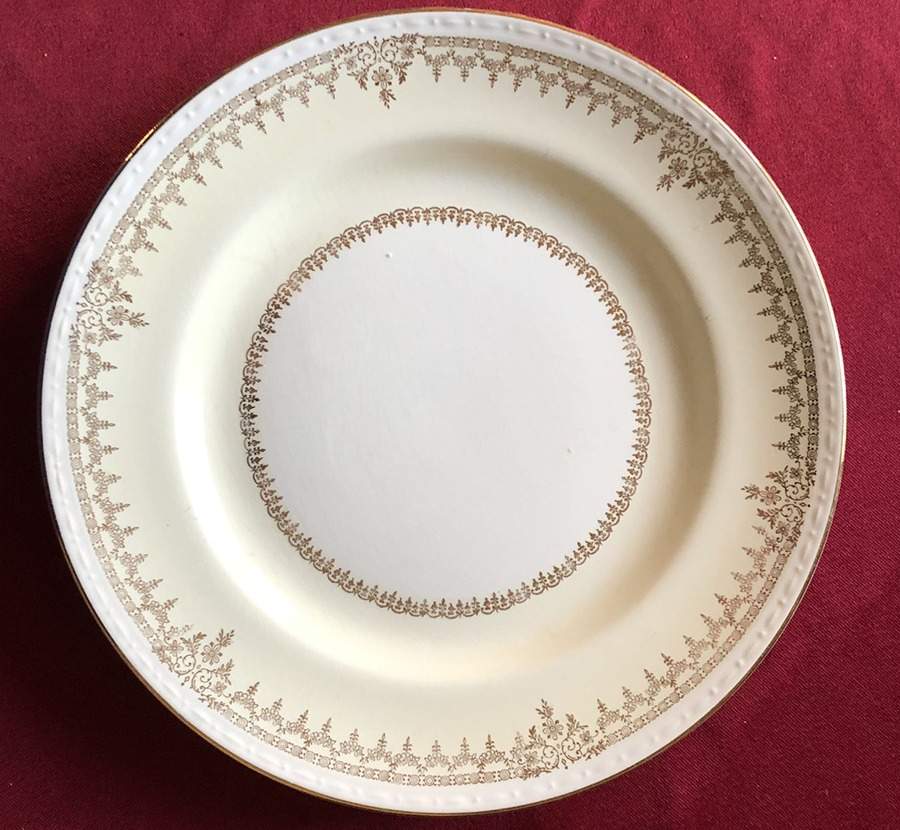 HLC3943 Dinner Plate by Homer Laughlin -1