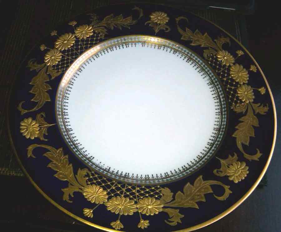 HUT2131 Dinner Plate by Hutschenreuther-1