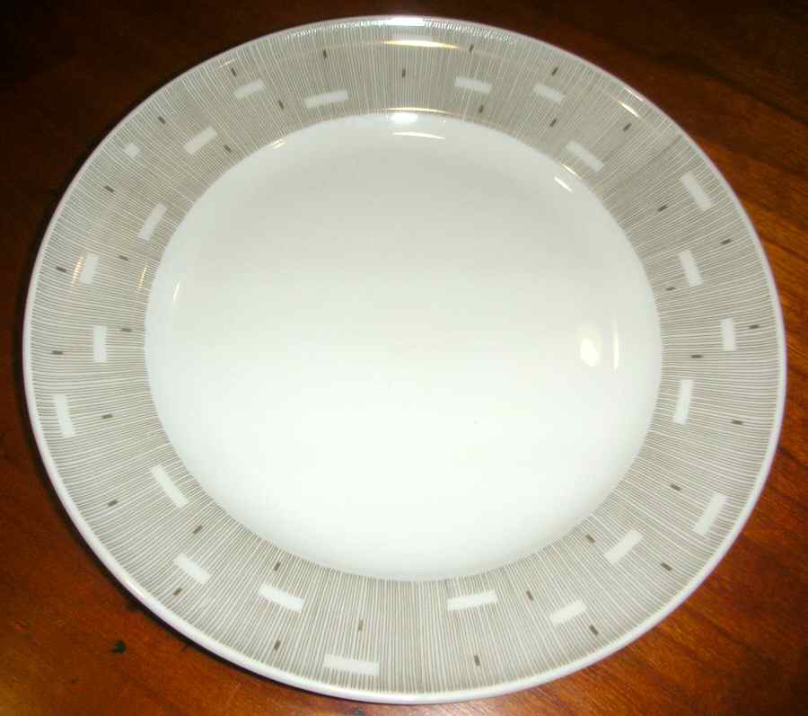 HUT2137 Bread & Butter Plate by Hutschenreuther-1