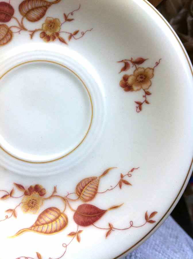 Chinese Mulberry Saucer by Hutschenreuther-1