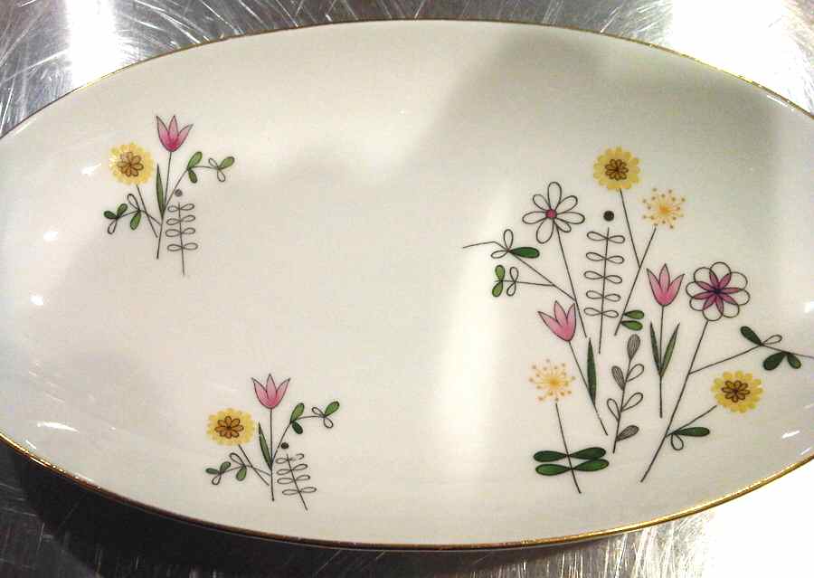 HUT2139 12" Oval Serving Platter by Hutschenreuther-1