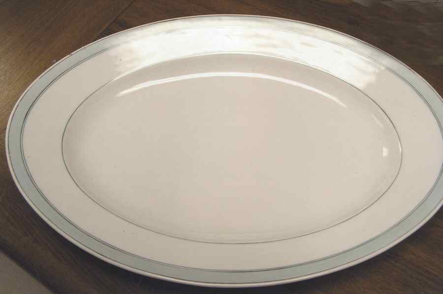 H4359 17" Oval Serving Platter by Haviland-1