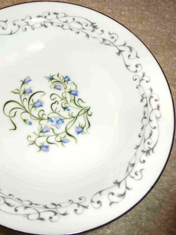 Montebello Dinner Plate by Hira China-1