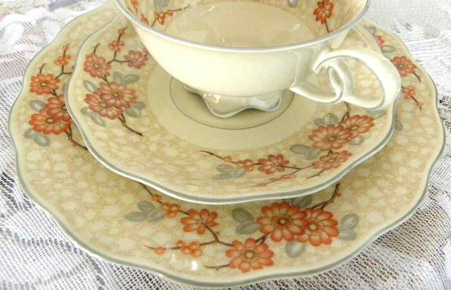 HC1273 Bread & Butter Plate by Heinrich - H&C-1