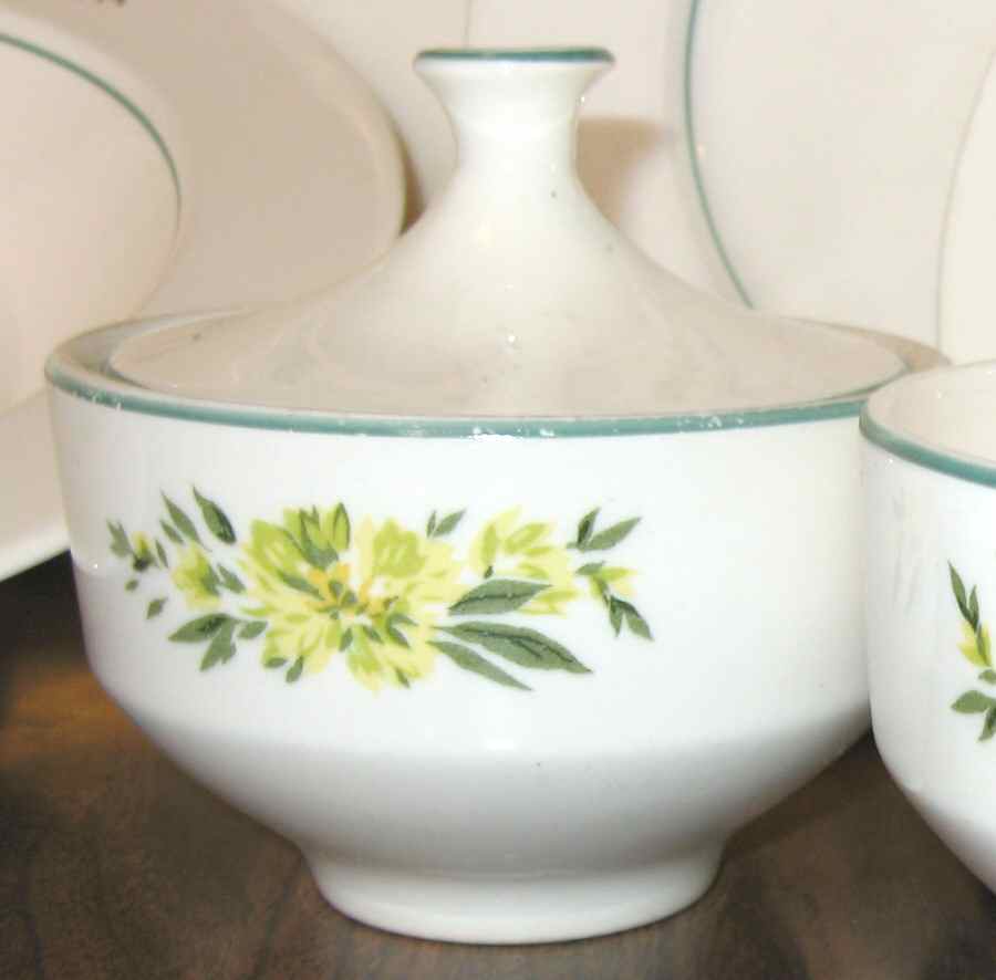 Bells of Ireland Sugar Bowl & Lid by Harmony House China-1